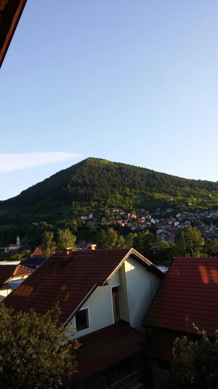 Piramida Visoko Ξενοδοχείο Εξωτερικό φωτογραφία